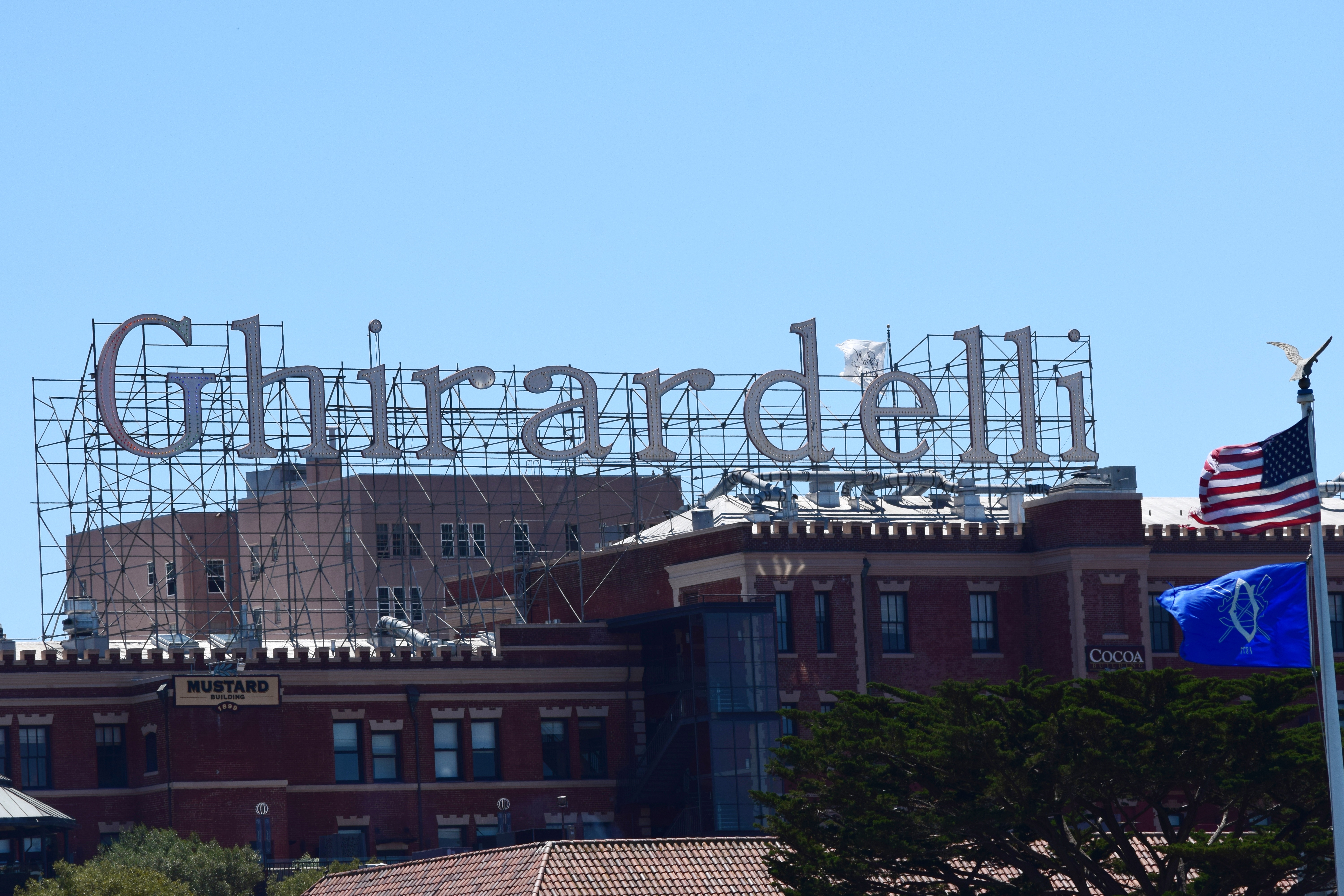 Ghirardelli Ghirardelli